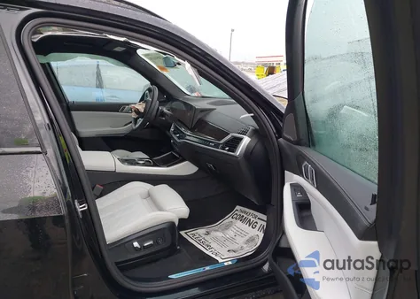 2026 BMW X5 xDrive40I z USA, uszkodzony, nr VIN 5UX23EU01T9055997